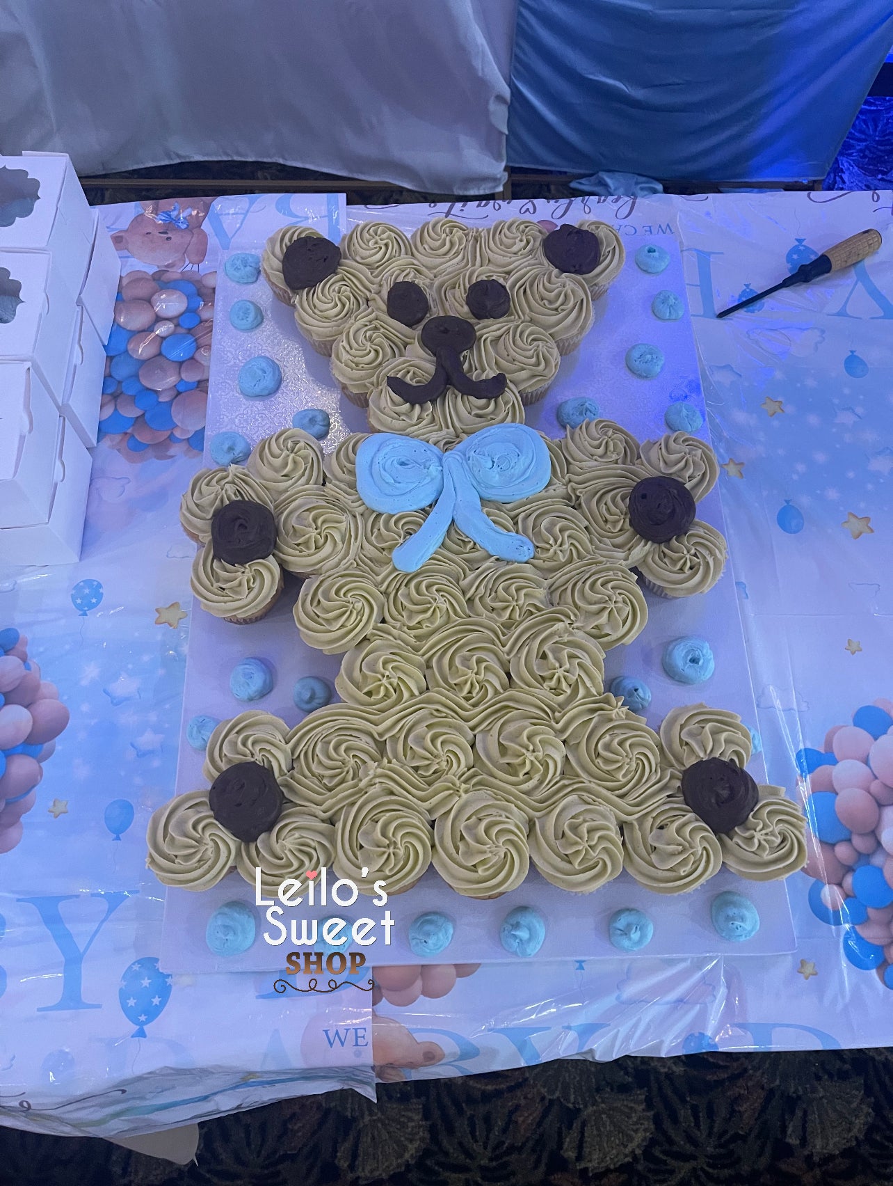 Teddy Bear Pull Apart Cupcake Cake